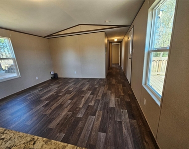 16299 Crockett Martin Estates Drive - Photo Thumbnail 5