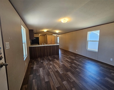 16299 Crockett Martin Estates Drive - Photo Thumbnail 7