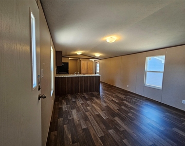 16299 Crockett Martin Estates Drive - Photo Thumbnail 8
