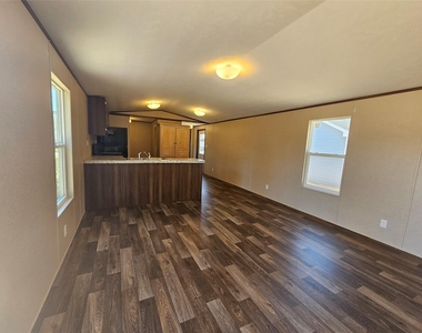 16299 Crockett Martin Estates Drive - Photo Thumbnail 3
