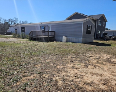 16299 Crockett Martin Estates Drive - Photo Thumbnail 1
