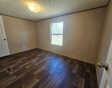 16299 Crockett Martin Estates Drive - Photo Thumbnail 23
