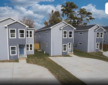 8713 Westcott Rd Road - Photo Thumbnail 2