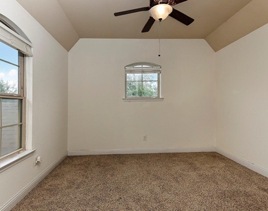 27 Tioga Place - Photo Thumbnail 27