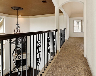 27 Tioga Place - Photo Thumbnail 20