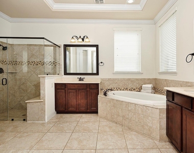27 Tioga Place - Photo Thumbnail 17