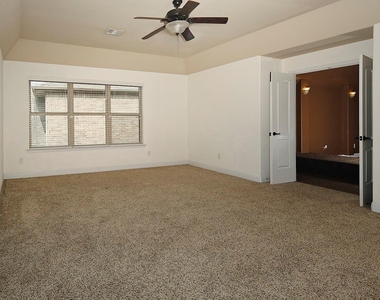 27 Tioga Place - Photo Thumbnail 21