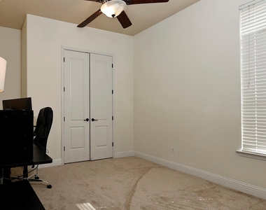 27 Tioga Place - Photo Thumbnail 6