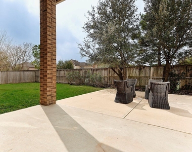 27 Tioga Place - Photo Thumbnail 30