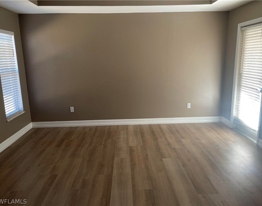 2615 19th Street W - Photo Thumbnail 6