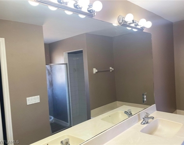 2615 19th Street W - Photo Thumbnail 5