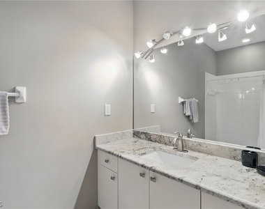 15430 Bellamar Circle - Photo Thumbnail 17