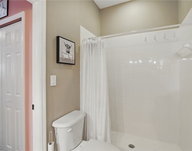 15430 Bellamar Circle - Photo Thumbnail 18