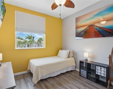 15430 Bellamar Circle - Photo Thumbnail 23