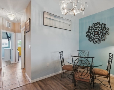 15430 Bellamar Circle - Photo Thumbnail 7