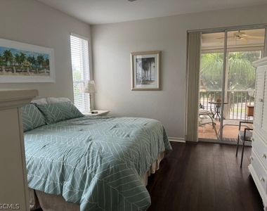 17020 Willowcrest Way - Photo Thumbnail 14