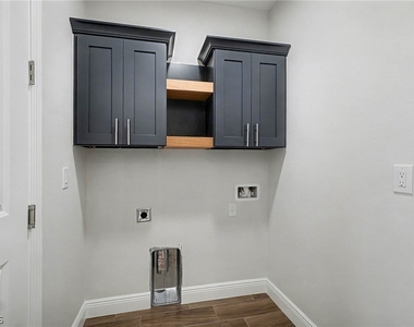 3013 4th Street Sw - Photo Thumbnail 27