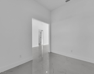 1839 Lockhaven Court - Photo Thumbnail 5