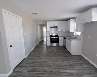 3700 4th Street - Photo Thumbnail 10