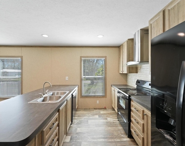 11744 Padok Road - Photo Thumbnail 4