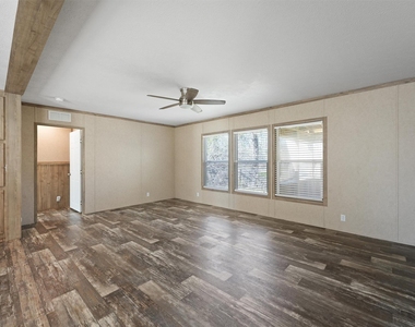 11744 Padok Road - Photo Thumbnail 6