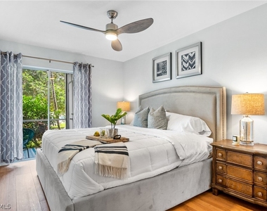 1275 7th Avenue N - Photo Thumbnail 2