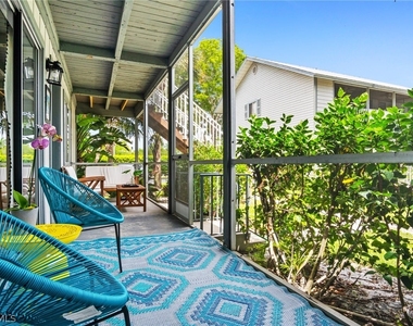1275 7th Avenue N - Photo Thumbnail 26
