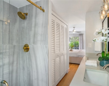 1275 7th Avenue N - Photo Thumbnail 20