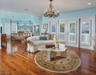 2750 Treasure Lane - Photo Thumbnail 11