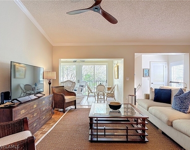 106 Siena Way - Photo Thumbnail 8
