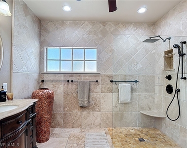 106 Siena Way - Photo Thumbnail 27