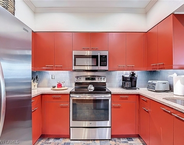 106 Siena Way - Photo Thumbnail 16