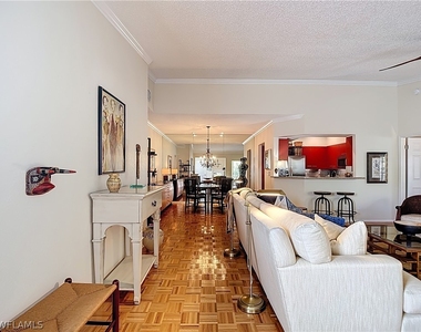 106 Siena Way - Photo Thumbnail 5