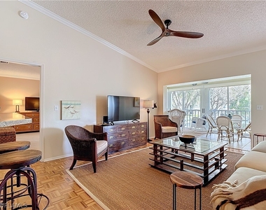106 Siena Way - Photo Thumbnail 7