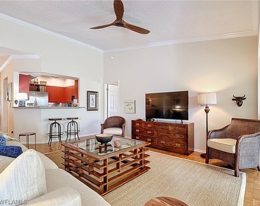 106 Siena Way - Photo Thumbnail 11