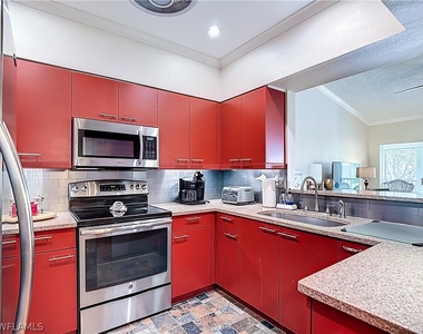 106 Siena Way - Photo Thumbnail 17