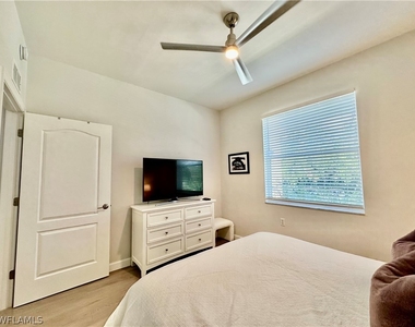 2720 Cypress Trace Circle - Photo Thumbnail 16