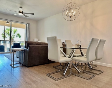 2720 Cypress Trace Circle - Photo Thumbnail 6