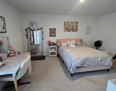 22559 Serviceberry Branch Court - Photo Thumbnail 10