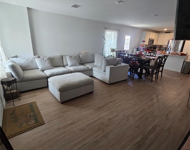 22559 Serviceberry Branch Court - Photo Thumbnail 6