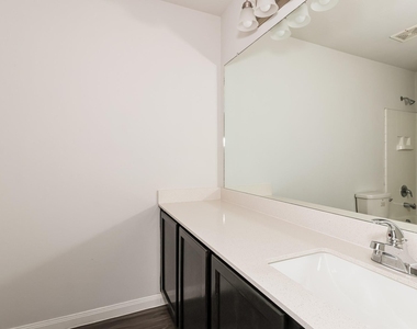 21847 S Werrington Way - Photo Thumbnail 13