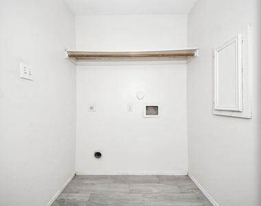 10217 Teneha Drive - Photo Thumbnail 23