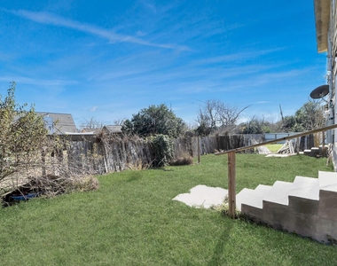 10217 Teneha Drive - Photo Thumbnail 4