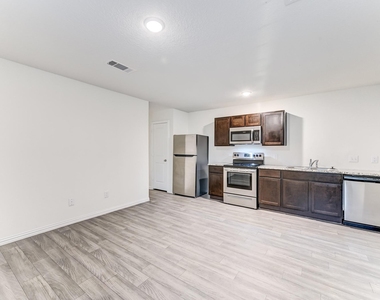 7925 Way Street - Photo Thumbnail 7