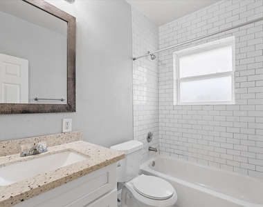 2614 Isabella Street - Photo Thumbnail 7