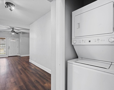 2614 Isabella Street - Photo Thumbnail 8