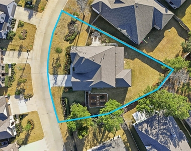 318 Calmato Woods Way - Photo Thumbnail 34