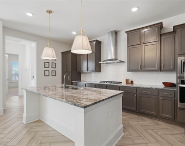 318 Calmato Woods Way - Photo Thumbnail 7