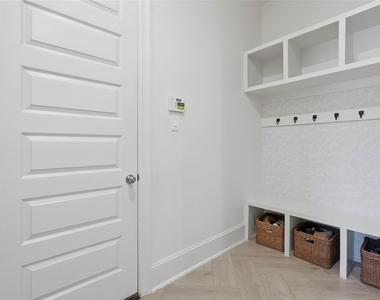 318 Calmato Woods Way - Photo Thumbnail 20