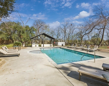 1710 W T C Jester Boulevard - Photo Thumbnail 12